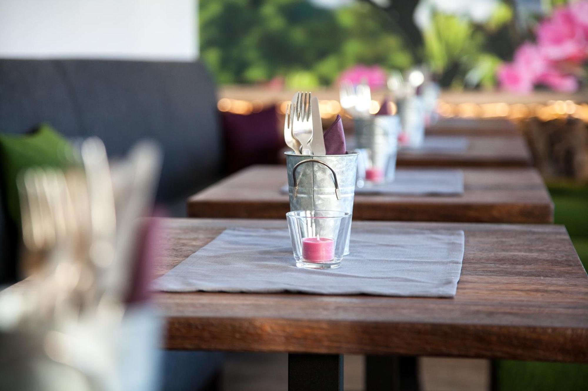 Boutique Hotel Olympia Seefeld in Tirol Bagian luar foto