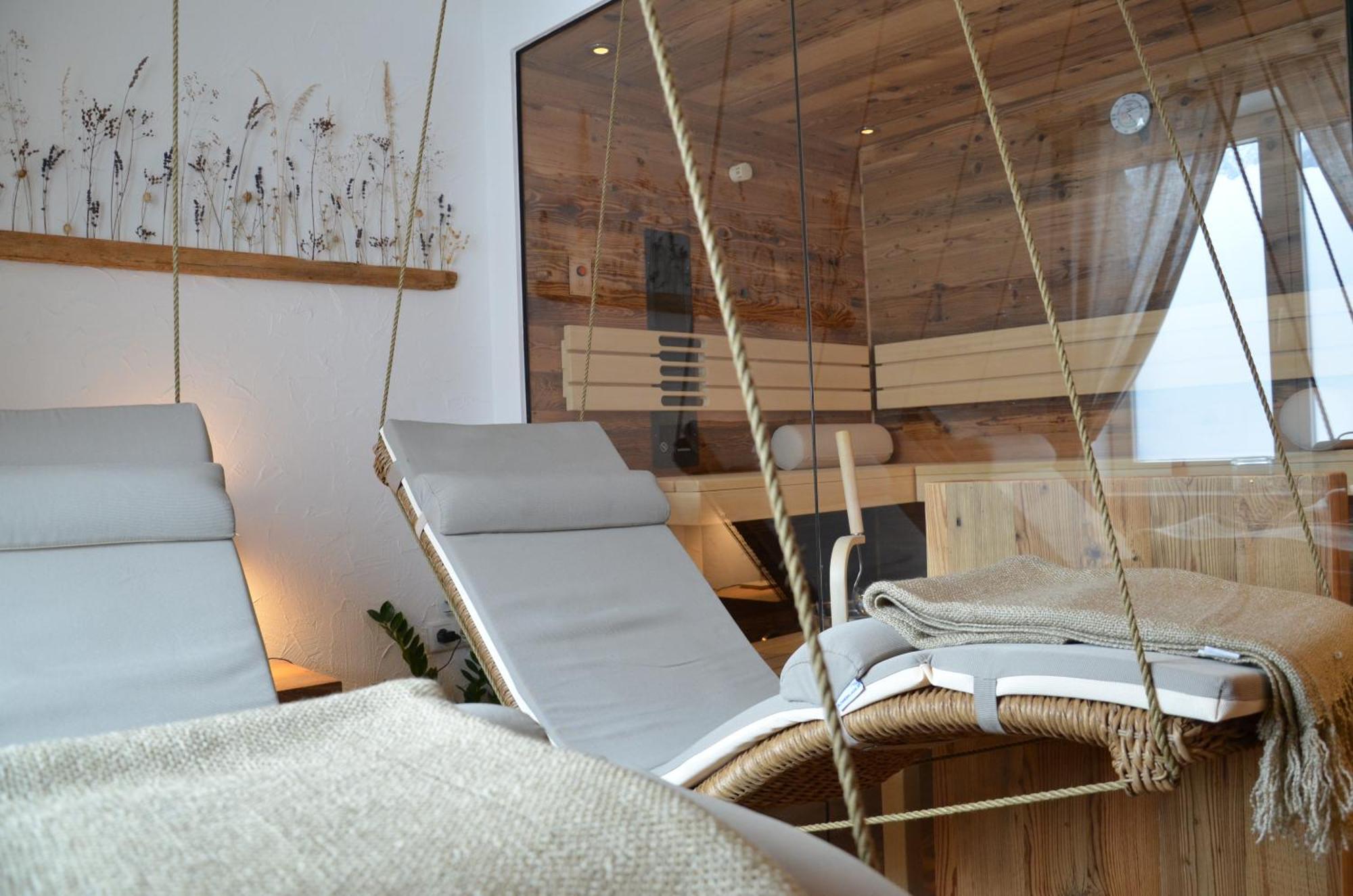 Boutique Hotel Olympia Seefeld in Tirol Bagian luar foto